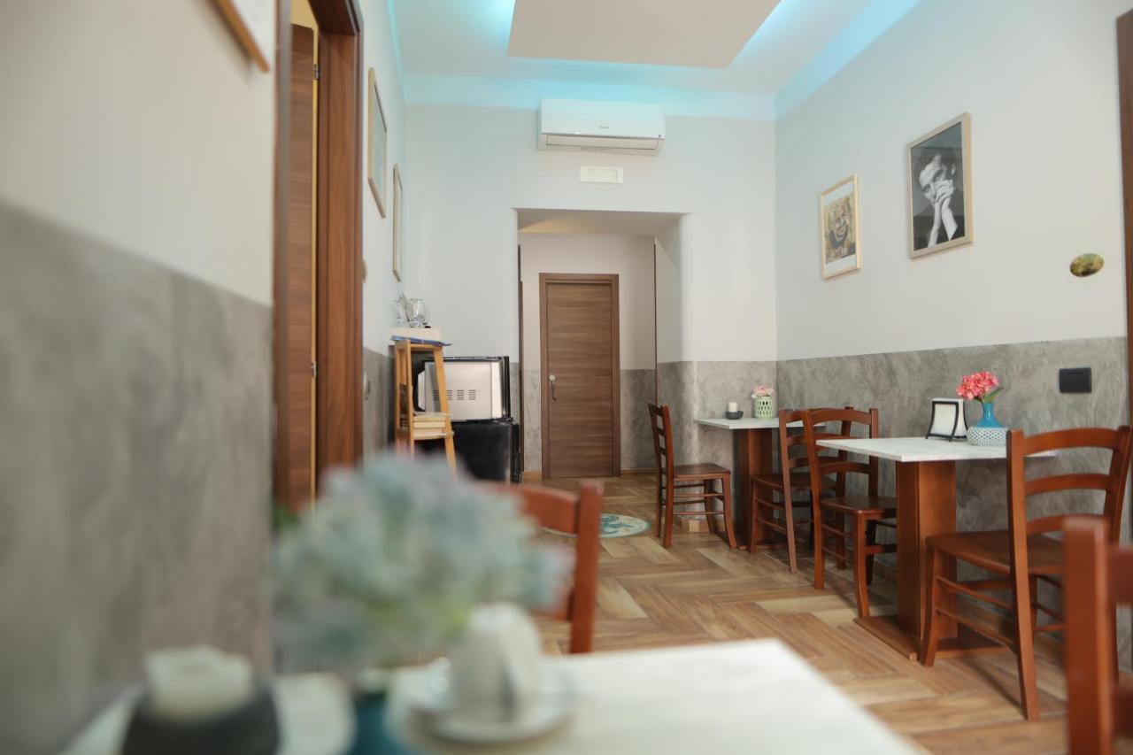 Bed and Breakfast L'Ammor e Napule à Naples Extérieur photo