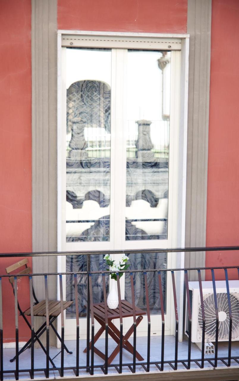 Bed and Breakfast L'Ammor e Napule à Naples Extérieur photo